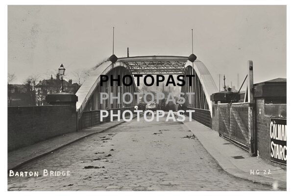 Old postcard of Barton Bridge, Manchester Ship Canal, Barton, Eccles, Manchester