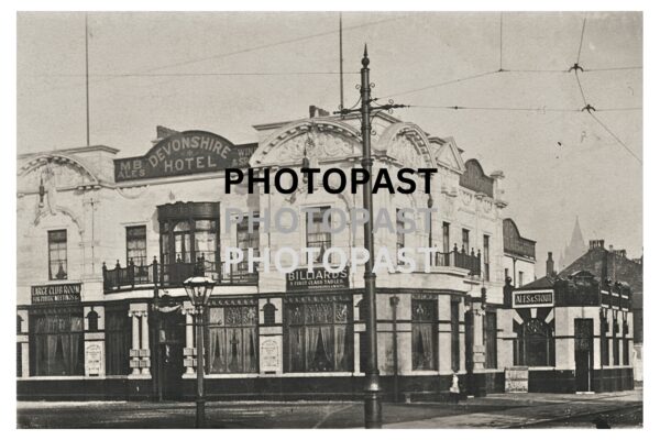 Old postcard of The Devonshire Hotel Public house, Stockport Rd, Ardwick, Manchester