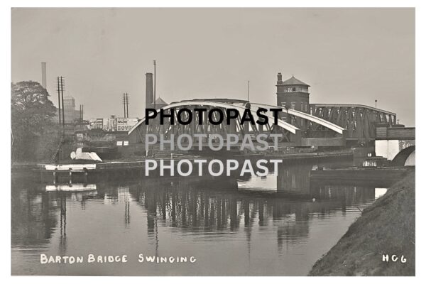 Old postcard of Barton Bridge Swinging, Manchester Ship Canal, Barton, Eccles, Manchester